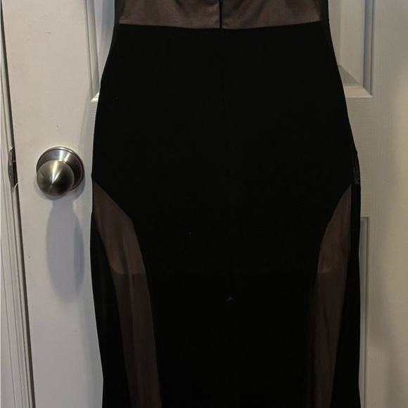 Morgan & Co Black Formal dress size 8~Great condition - Picture 8 of 9
